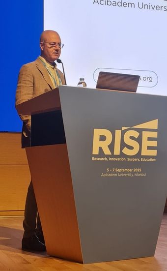 Faculty participation at RISE 2025 in Istanbul presenting advances in ventral hernia and diastasis recti management.