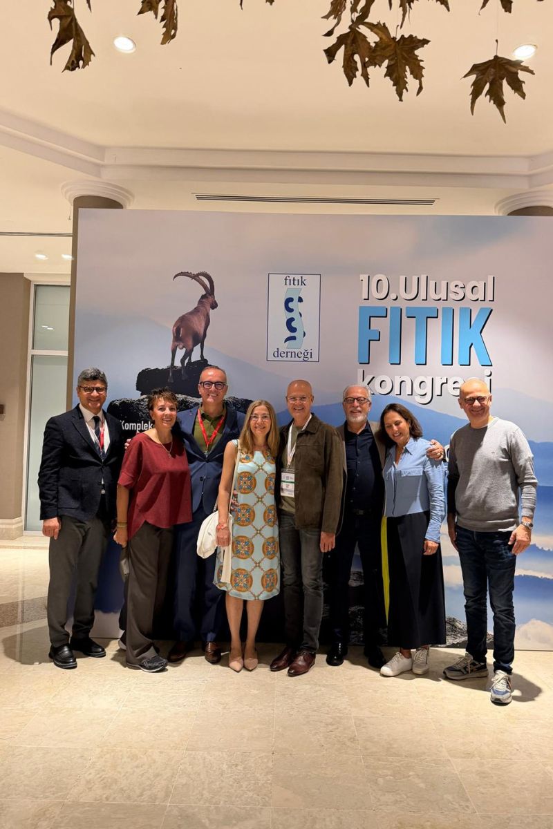 Dr Ihsan Inan presented robotic ventral hernia repair and robotic TAR at the Turkish National Hernia Congress.